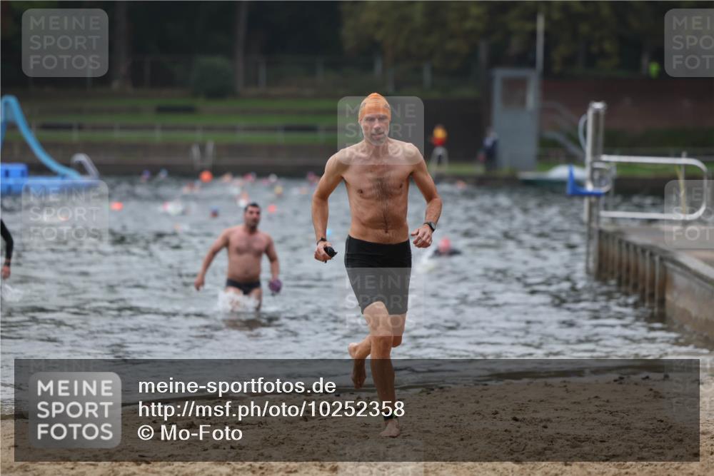 13.09.2026 - Stadtparktriathlon Mo-Foto http://msf.ph/oto/10252358 13.09.2026 09:45:52 Schwimmen 214, 293, 313 meine-sportfotos.de