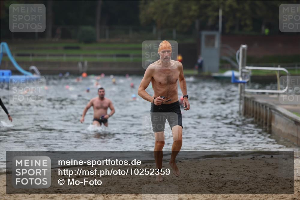 13.09.2026 - Stadtparktriathlon Mo-Foto http://msf.ph/oto/10252359 13.09.2026 09:45:52 Schwimmen 214, 293, 313 meine-sportfotos.de