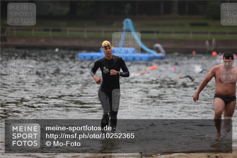 13.09.2026 - Stadtparktriathlon Mo-Foto http://msf.ph/oto/10252365 13.09.2026 09:45:57 Schwimmen 214, 293, 296, 313 meine-sportfotos.de