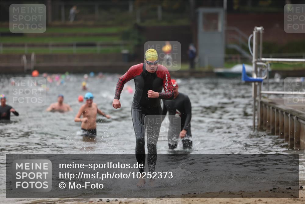 13.09.2026 - Stadtparktriathlon Mo-Foto http://msf.ph/oto/10252373 13.09.2026 09:46:06 Schwimmen 227, 274, 293, 296 meine-sportfotos.de