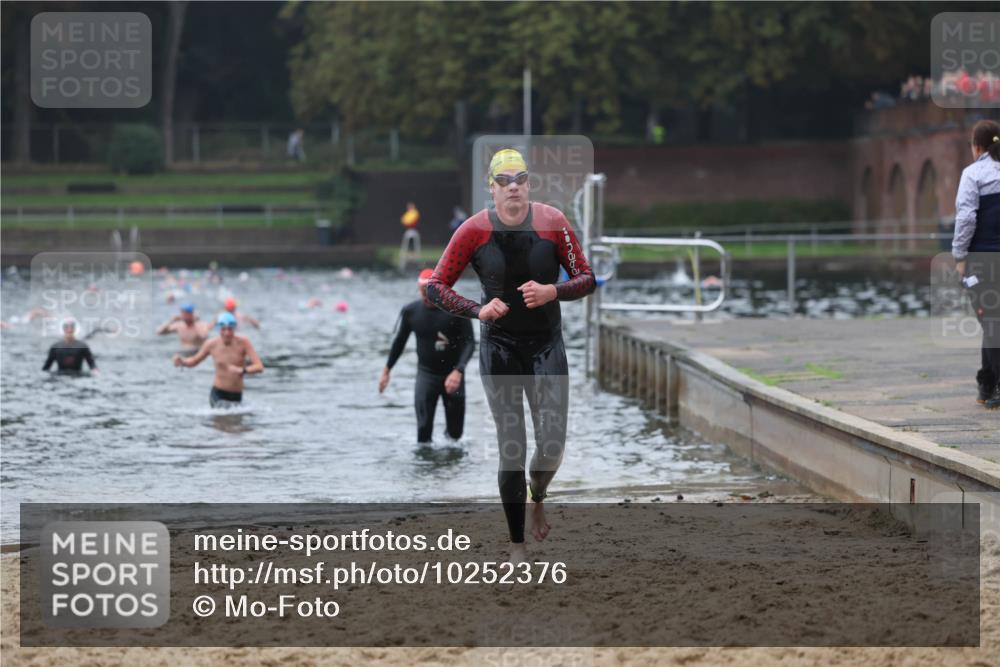 13.09.2026 - Stadtparktriathlon Mo-Foto http://msf.ph/oto/10252376 13.09.2026 09:46:08 Schwimmen 227, 274, 296 meine-sportfotos.de