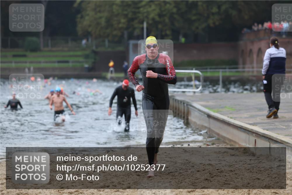13.09.2026 - Stadtparktriathlon Mo-Foto http://msf.ph/oto/10252377 13.09.2026 09:46:09 Schwimmen 227, 274, 296 meine-sportfotos.de