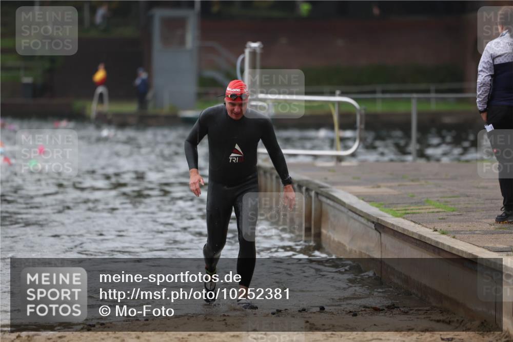 13.09.2026 - Stadtparktriathlon Mo-Foto http://msf.ph/oto/10252381 13.09.2026 09:46:12 Schwimmen 227, 274, 296, 337 meine-sportfotos.de