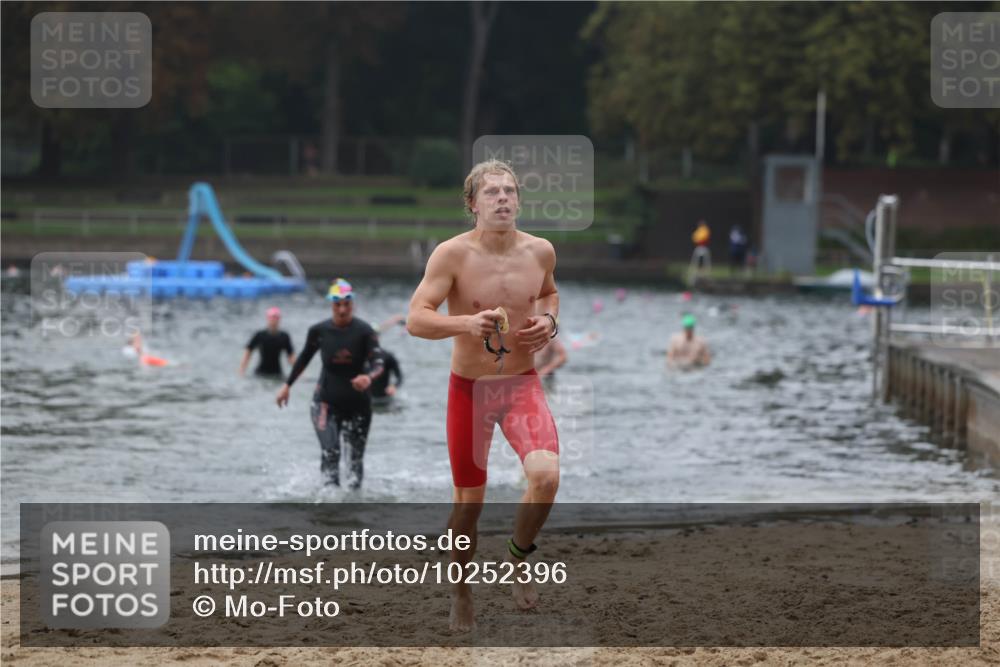 13.09.2026 - Stadtparktriathlon Mo-Foto http://msf.ph/oto/10252396 13.09.2026 09:46:25 Schwimmen 215, 312, 336, 337 meine-sportfotos.de