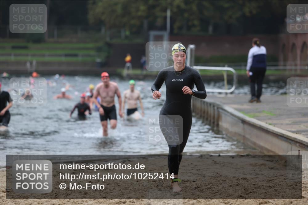13.09.2026 - Stadtparktriathlon Mo-Foto http://msf.ph/oto/10252414 13.09.2026 09:46:36 Schwimmen 215, 217, 239, 285, 310, 331, 339 meine-sportfotos.de