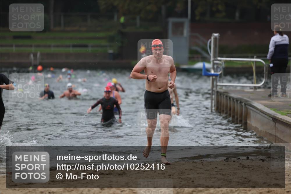 13.09.2026 - Stadtparktriathlon Mo-Foto http://msf.ph/oto/10252416 13.09.2026 09:46:39 Schwimmen 215, 217, 239, 285, 310, 331, 339 meine-sportfotos.de