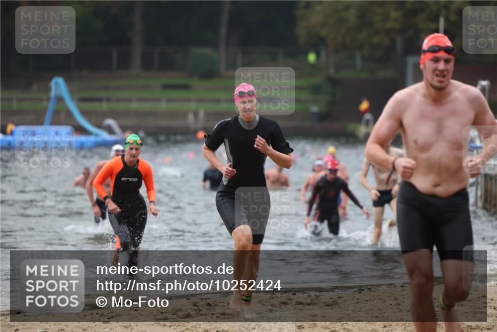 13.09.2026 - Stadtparktriathlon Mo-Foto http://msf.ph/oto/10252424 13.09.2026 09:46:42 Schwimmen 215, 217, 238, 239, 285, 310, 331, 339 meine-sportfotos.de