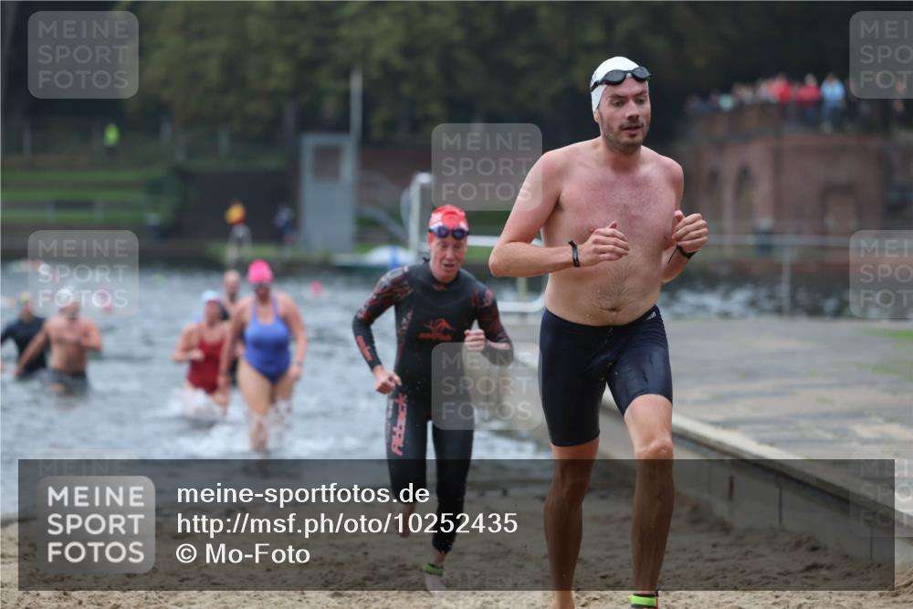 13.09.2026 - Stadtparktriathlon Mo-Foto http://msf.ph/oto/10252435 13.09.2026 09:46:49 Schwimmen 220, 238, 239, 247, 285, 287, 300, 301, 331, 339 meine-sportfotos.de