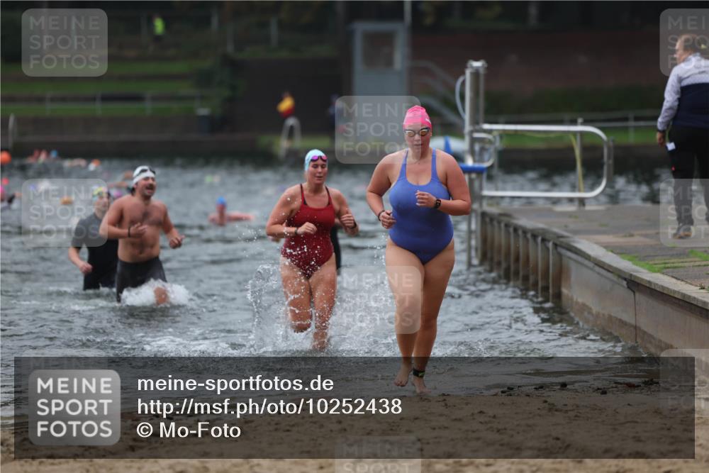 13.09.2026 - Stadtparktriathlon Mo-Foto http://msf.ph/oto/10252438 13.09.2026 09:46:52 Schwimmen 220, 238, 239, 247, 287, 300, 301, 331, 339 meine-sportfotos.de