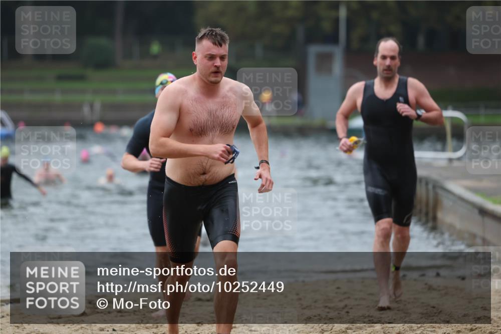 13.09.2026 - Stadtparktriathlon Mo-Foto http://msf.ph/oto/10252449 13.09.2026 09:47:00 Schwimmen 220, 238, 247, 262, 287, 300, 301 meine-sportfotos.de