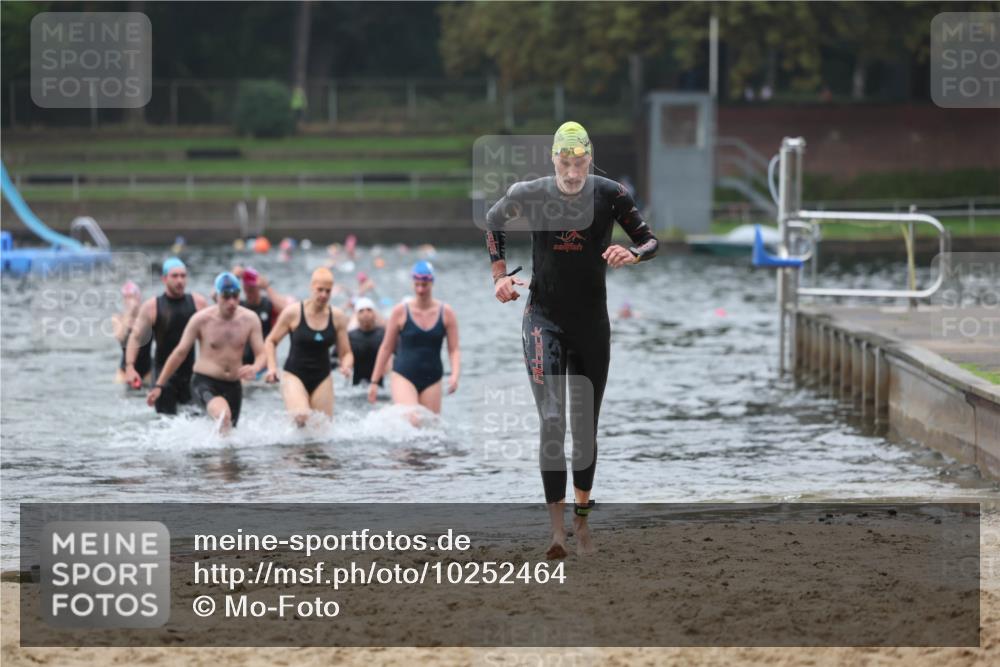 13.09.2026 - Stadtparktriathlon Mo-Foto http://msf.ph/oto/10252464 13.09.2026 09:47:13 Schwimmen 213, 258, 273, 322, 324, 329, 341 meine-sportfotos.de