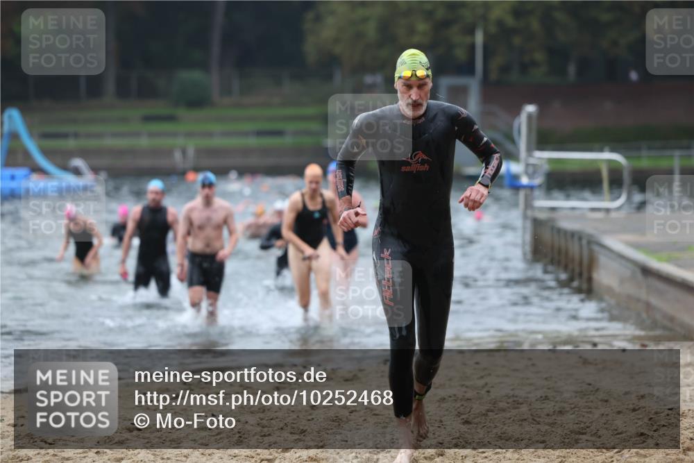13.09.2026 - Stadtparktriathlon Mo-Foto http://msf.ph/oto/10252468 13.09.2026 09:47:15 Schwimmen 213, 256, 258, 273, 322, 324, 329, 341 meine-sportfotos.de