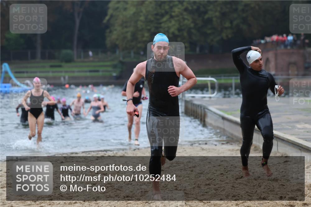 13.09.2026 - Stadtparktriathlon Mo-Foto http://msf.ph/oto/10252484 13.09.2026 09:47:24 Schwimmen 213, 241, 256, 264, 326, 329, 332, 333, 341 meine-sportfotos.de