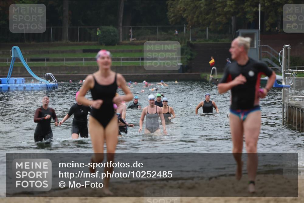 13.09.2026 - Stadtparktriathlon Mo-Foto http://msf.ph/oto/10252485 13.09.2026 09:47:25 Schwimmen 213, 241, 256, 264, 326, 329, 332, 333, 341 meine-sportfotos.de
