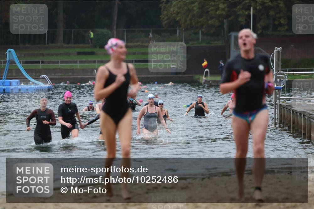 13.09.2026 - Stadtparktriathlon Mo-Foto http://msf.ph/oto/10252486 13.09.2026 09:47:26 Schwimmen 213, 241, 256, 264, 326, 329, 332, 333, 341 meine-sportfotos.de