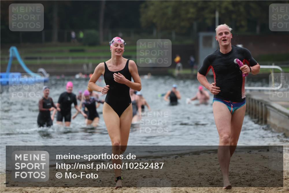 13.09.2026 - Stadtparktriathlon Mo-Foto http://msf.ph/oto/10252487 13.09.2026 09:47:26 Schwimmen 213, 241, 256, 264, 326, 329, 332, 333, 341 meine-sportfotos.de