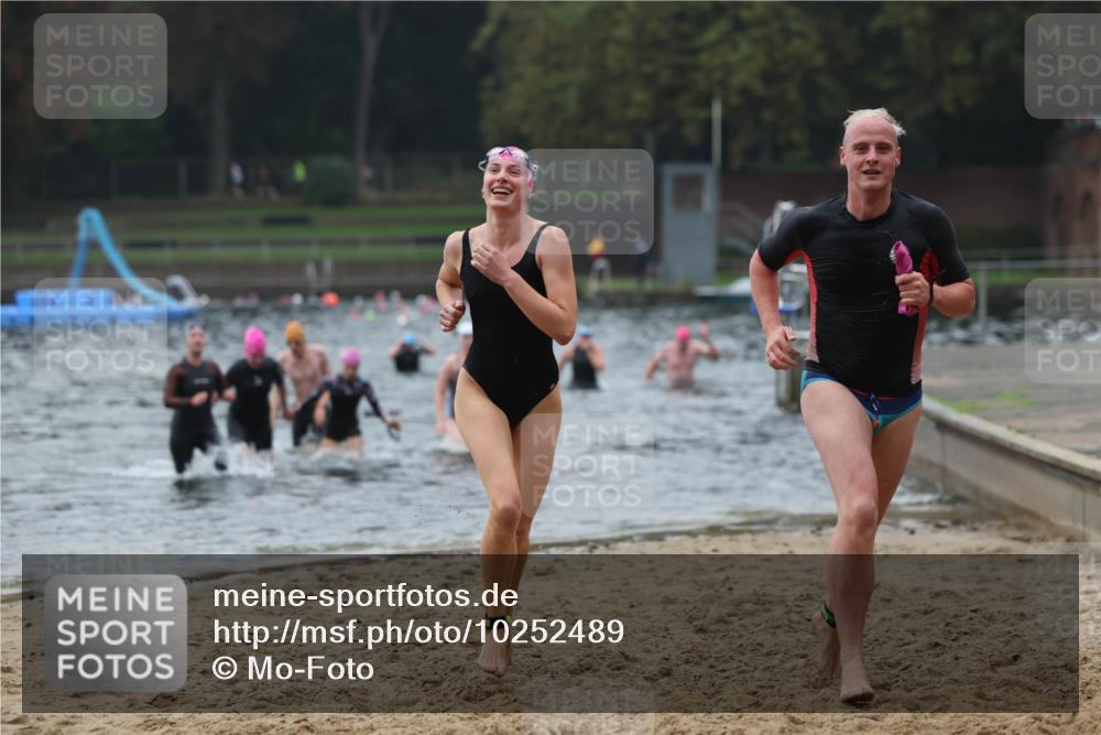 13.09.2026 - Stadtparktriathlon Mo-Foto http://msf.ph/oto/10252489 13.09.2026 09:47:27 Schwimmen 213, 241, 256, 264, 326, 329, 332, 333, 341 meine-sportfotos.de