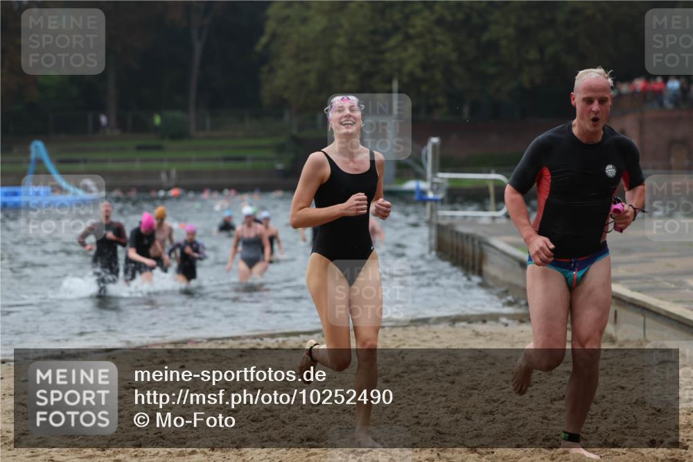 13.09.2026 - Stadtparktriathlon Mo-Foto http://msf.ph/oto/10252490 13.09.2026 09:47:27 Schwimmen 213, 241, 256, 264, 326, 329, 332, 333, 341 meine-sportfotos.de
