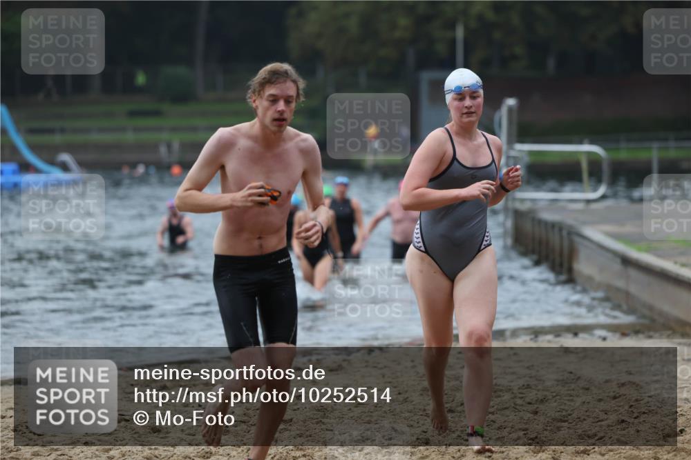 13.09.2026 - Stadtparktriathlon Mo-Foto http://msf.ph/oto/10252514 13.09.2026 09:47:36 Schwimmen 241, 264, 286, 304, 308, 323, 326, 332, 333 meine-sportfotos.de