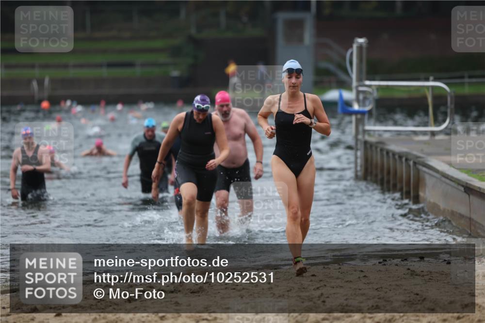13.09.2026 - Stadtparktriathlon Mo-Foto http://msf.ph/oto/10252531 13.09.2026 09:47:42 Schwimmen 219, 286, 304, 308, 311, 323, 333 meine-sportfotos.de