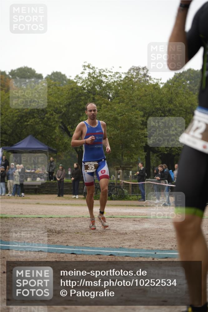 13.09.2026 - Stadtparktriathlon Patografie http://msf.ph/oto/10252534 13.09.2026 09:35:04 Ziel 35 meine-sportfotos.de
