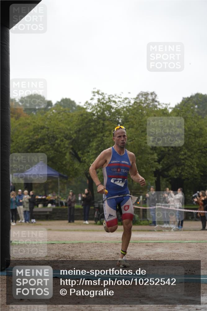 13.09.2026 - Stadtparktriathlon Patografie http://msf.ph/oto/10252542 13.09.2026 09:35:46 Ziel 15, 31 meine-sportfotos.de
