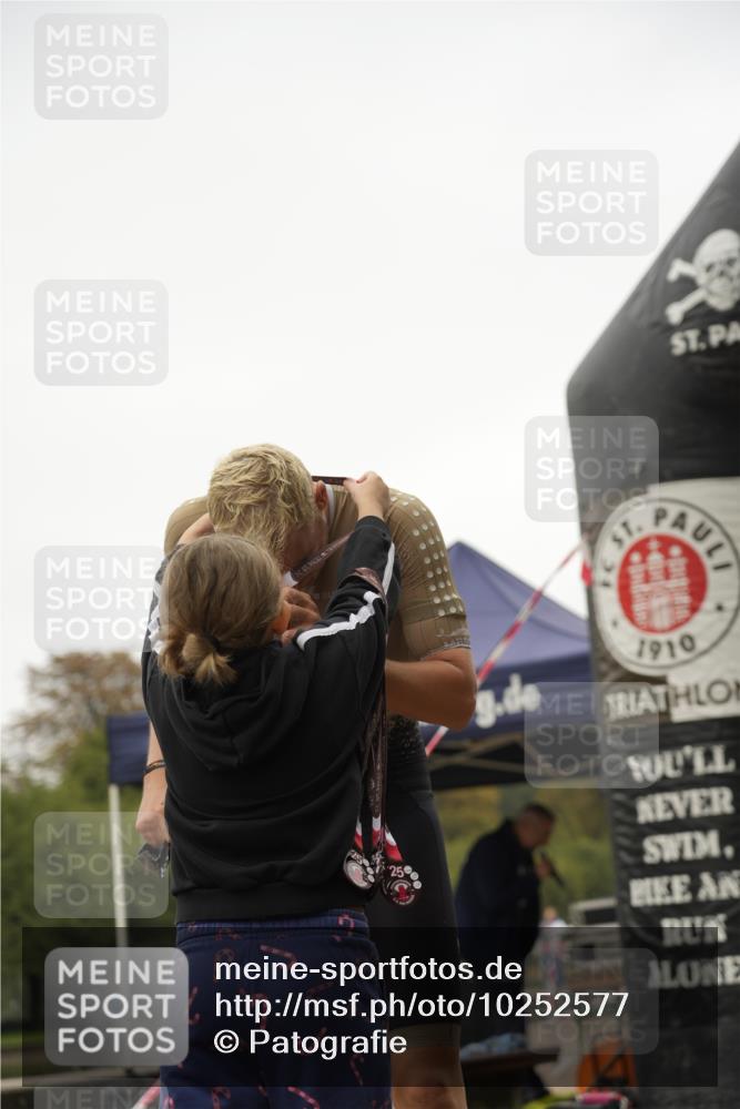 13.09.2026 - Stadtparktriathlon Patografie http://msf.ph/oto/10252577 13.09.2026 09:36:32 Ziel 7, 50 meine-sportfotos.de