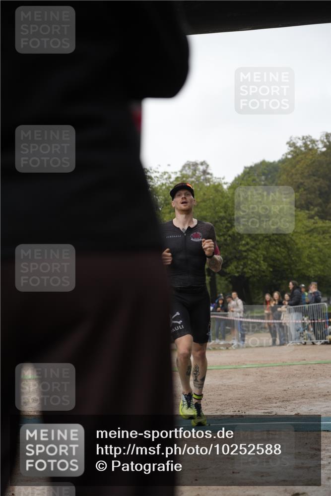 13.09.2026 - Stadtparktriathlon Patografie http://msf.ph/oto/10252588 13.09.2026 09:36:50 Ziel 14, 63 meine-sportfotos.de