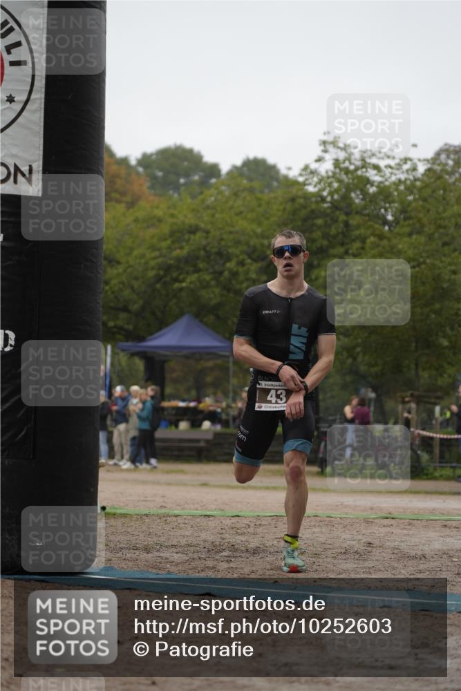 13.09.2026 - Stadtparktriathlon Patografie http://msf.ph/oto/10252603 13.09.2026 09:38:05 Ziel 43 meine-sportfotos.de