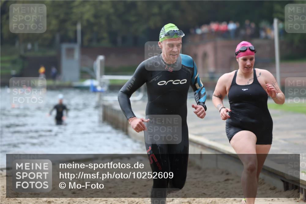 13.09.2026 - Stadtparktriathlon Mo-Foto http://msf.ph/oto/10252609 13.09.2026 09:48:07 Schwimmen 236, 276 meine-sportfotos.de