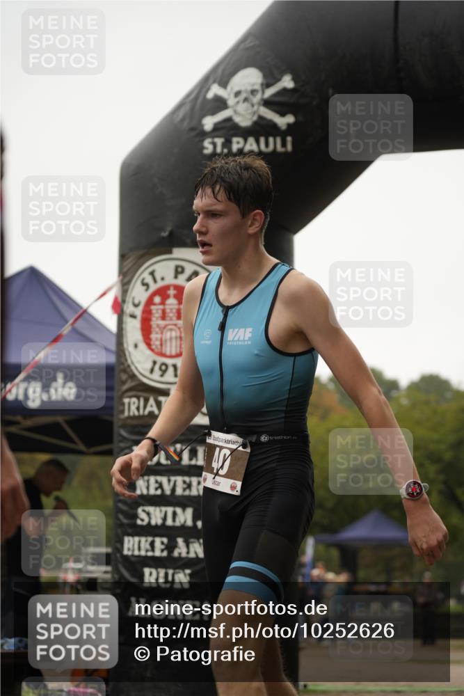 13.09.2026 - Stadtparktriathlon Patografie http://msf.ph/oto/10252626 13.09.2026 09:38:22 Ziel 2, 40 meine-sportfotos.de