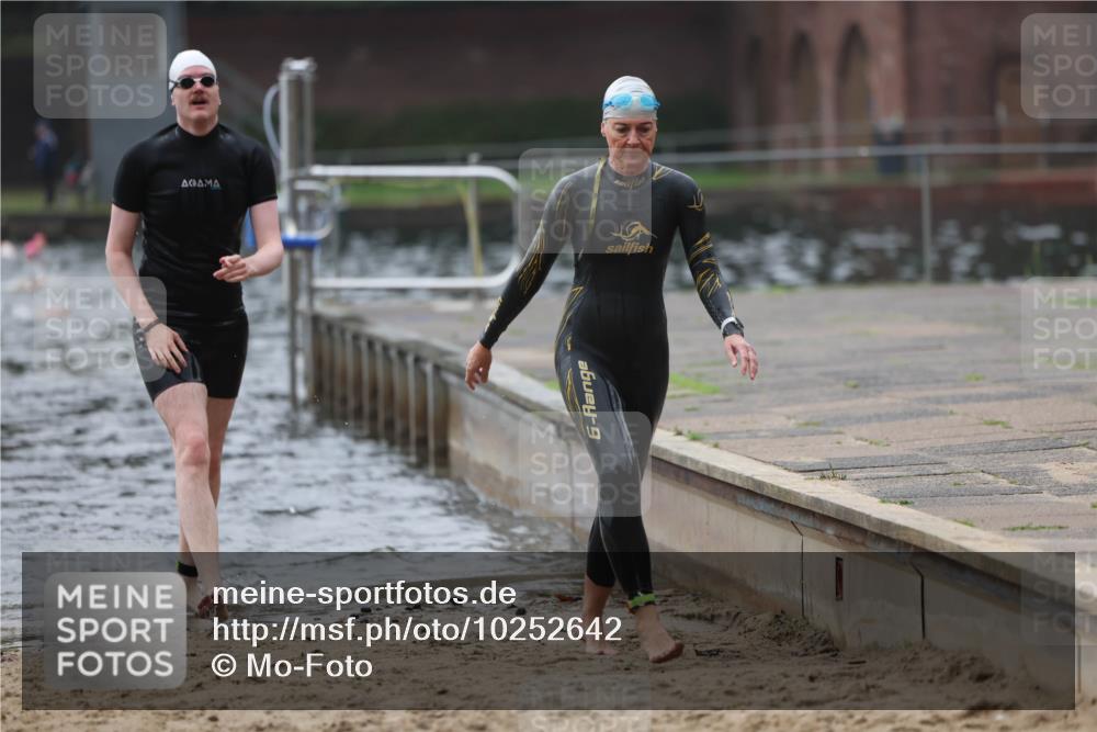 13.09.2026 - Stadtparktriathlon Mo-Foto http://msf.ph/oto/10252642 13.09.2026 09:48:28 Schwimmen 228, 278, 289 meine-sportfotos.de