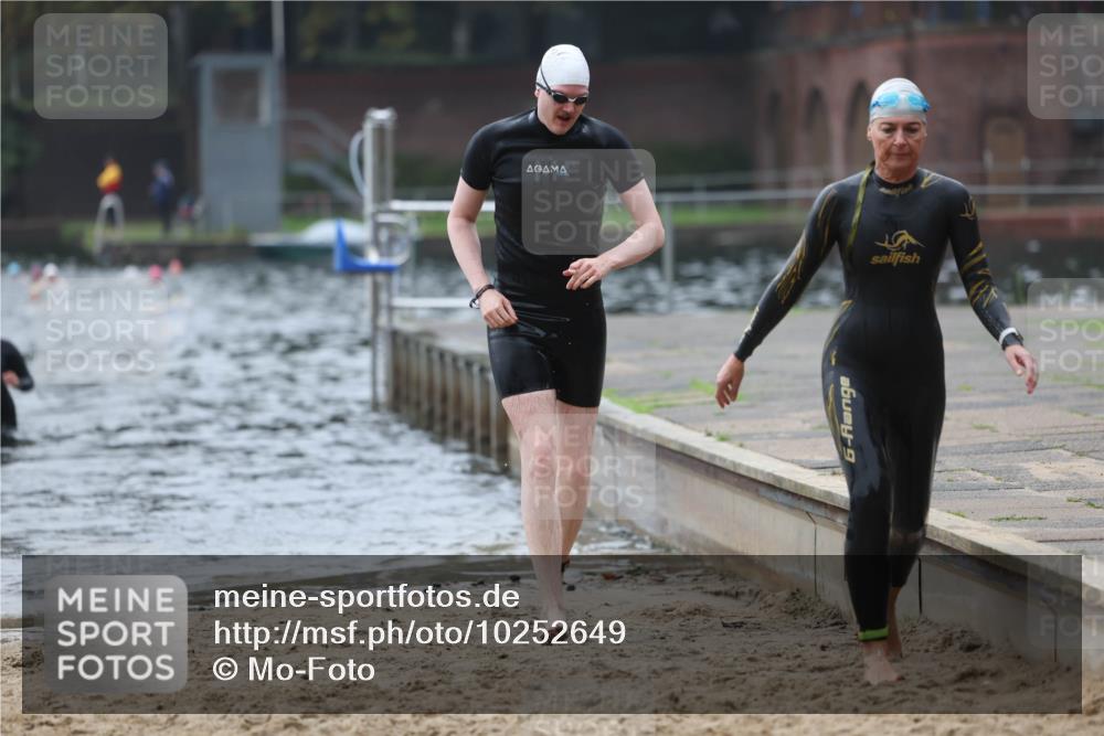 13.09.2026 - Stadtparktriathlon Mo-Foto http://msf.ph/oto/10252649 13.09.2026 09:48:30 Schwimmen 228, 267, 278, 289 meine-sportfotos.de