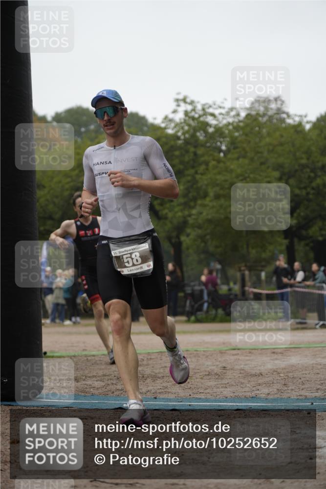 13.09.2026 - Stadtparktriathlon Patografie http://msf.ph/oto/10252652 13.09.2026 09:38:59 Ziel 25, 58, 75 meine-sportfotos.de