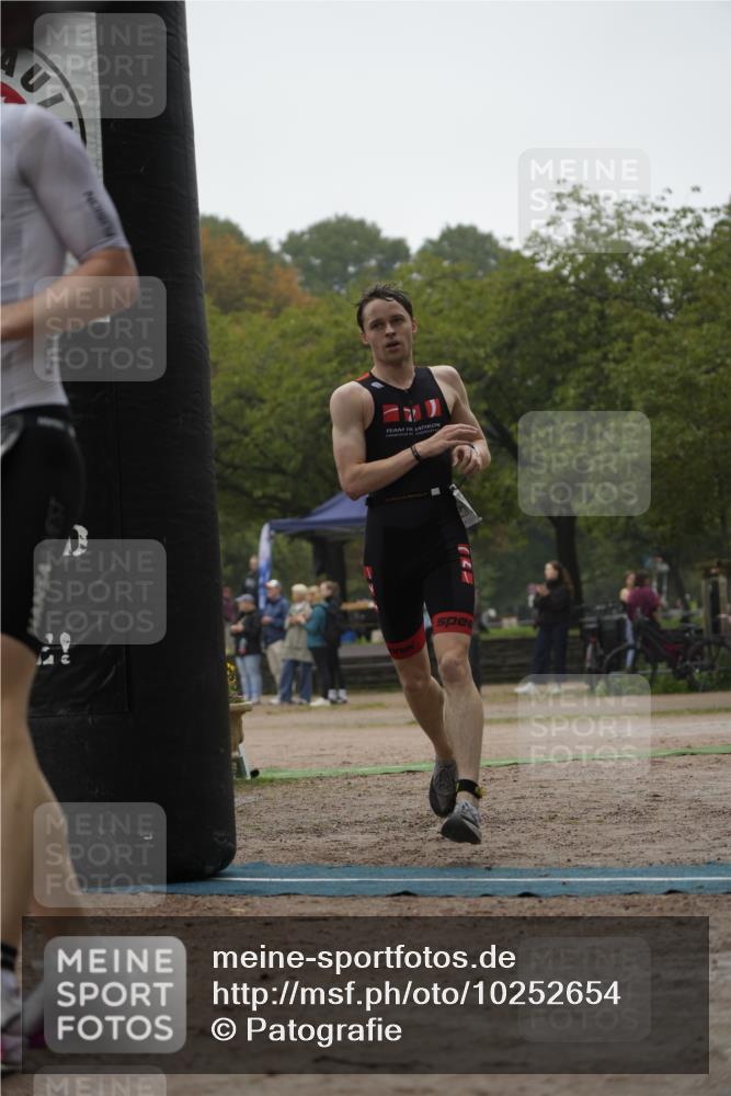 13.09.2026 - Stadtparktriathlon Patografie http://msf.ph/oto/10252654 13.09.2026 09:39:00 Ziel 25, 58, 75 meine-sportfotos.de