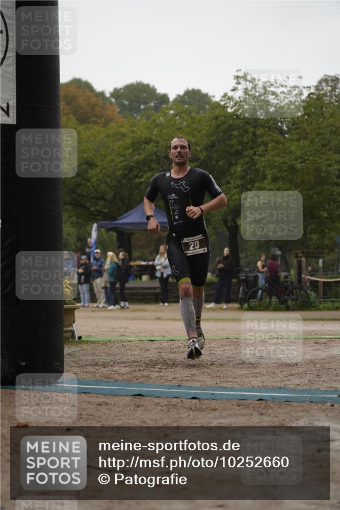 13.09.2026 - Stadtparktriathlon Patografie http://msf.ph/oto/10252660 13.09.2026 09:39:09 Ziel 20 meine-sportfotos.de