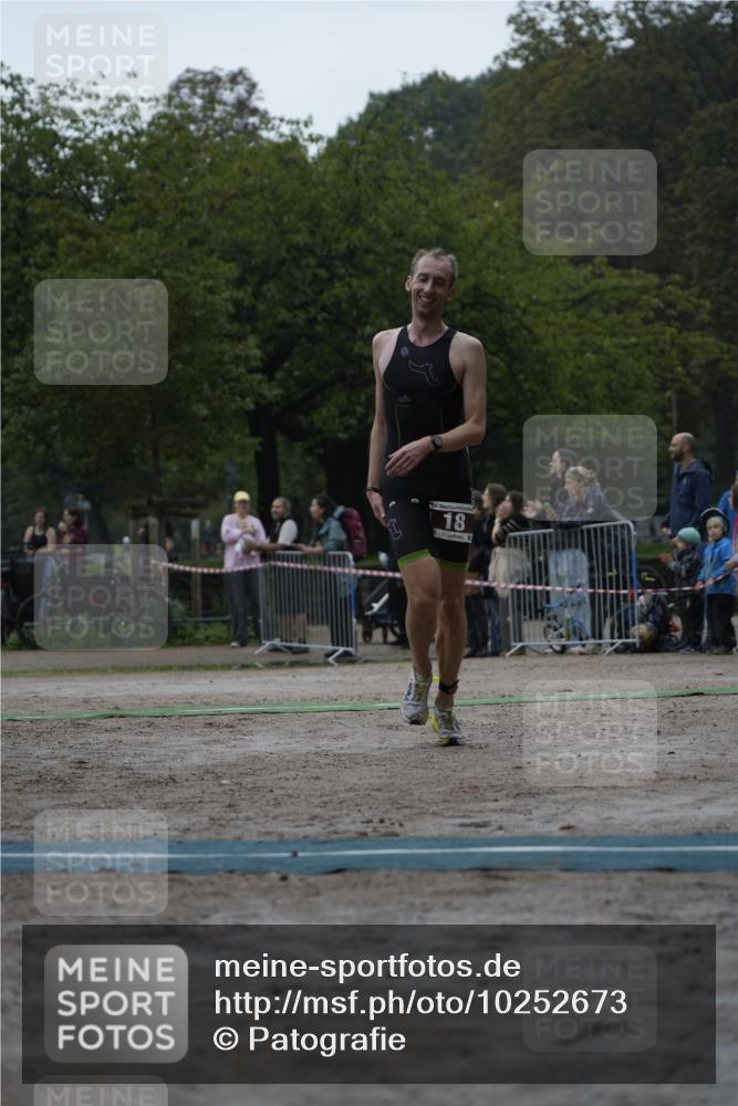 13.09.2026 - Stadtparktriathlon Patografie http://msf.ph/oto/10252673 13.09.2026 09:39:50 Ziel 18, 33, 51, 70 meine-sportfotos.de