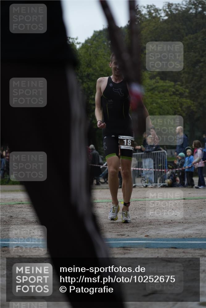 13.09.2026 - Stadtparktriathlon Patografie http://msf.ph/oto/10252675 13.09.2026 09:39:51 Ziel 18, 33, 51, 70 meine-sportfotos.de