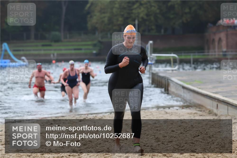 13.09.2026 - Stadtparktriathlon Mo-Foto http://msf.ph/oto/10252687 13.09.2026 09:48:47 Schwimmen 243, 246, 251, 261, 267, 302 meine-sportfotos.de
