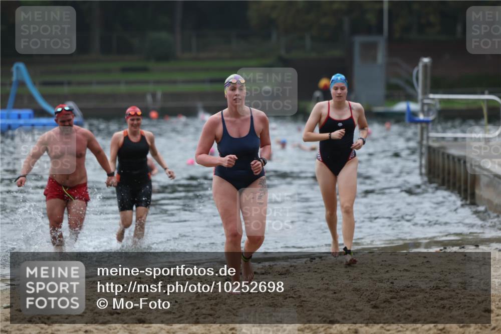 13.09.2026 - Stadtparktriathlon Mo-Foto http://msf.ph/oto/10252698 13.09.2026 09:48:50 Schwimmen 243, 246, 251, 261, 302 meine-sportfotos.de