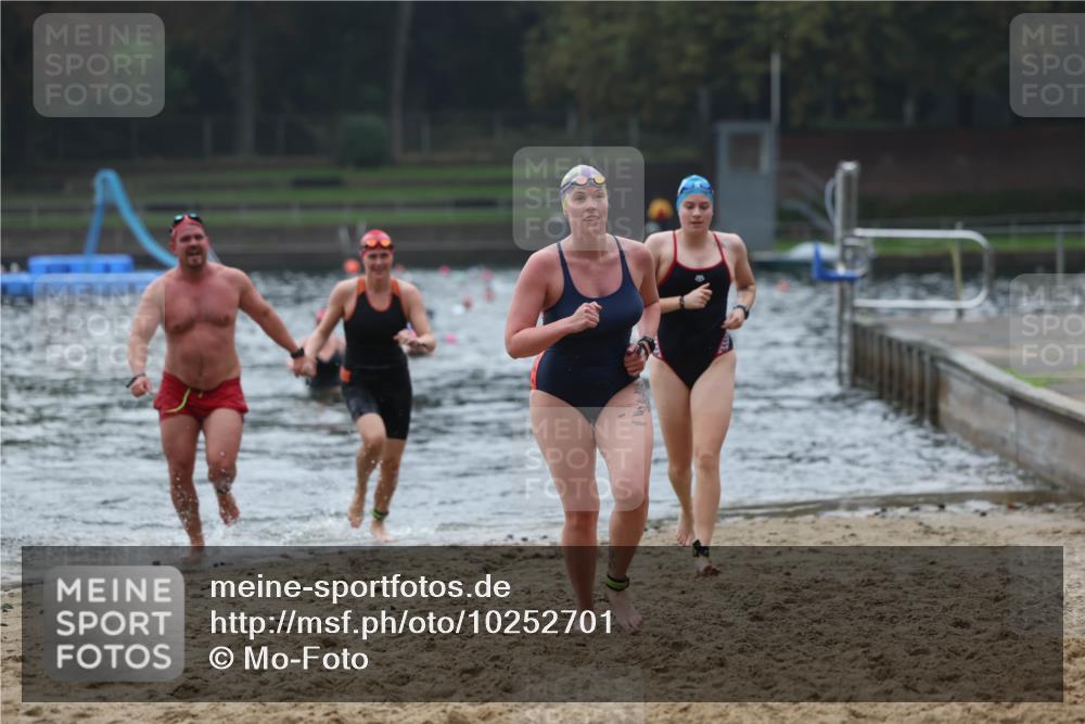 13.09.2026 - Stadtparktriathlon Mo-Foto http://msf.ph/oto/10252701 13.09.2026 09:48:51 Schwimmen 243, 244, 246, 251, 261, 302 meine-sportfotos.de