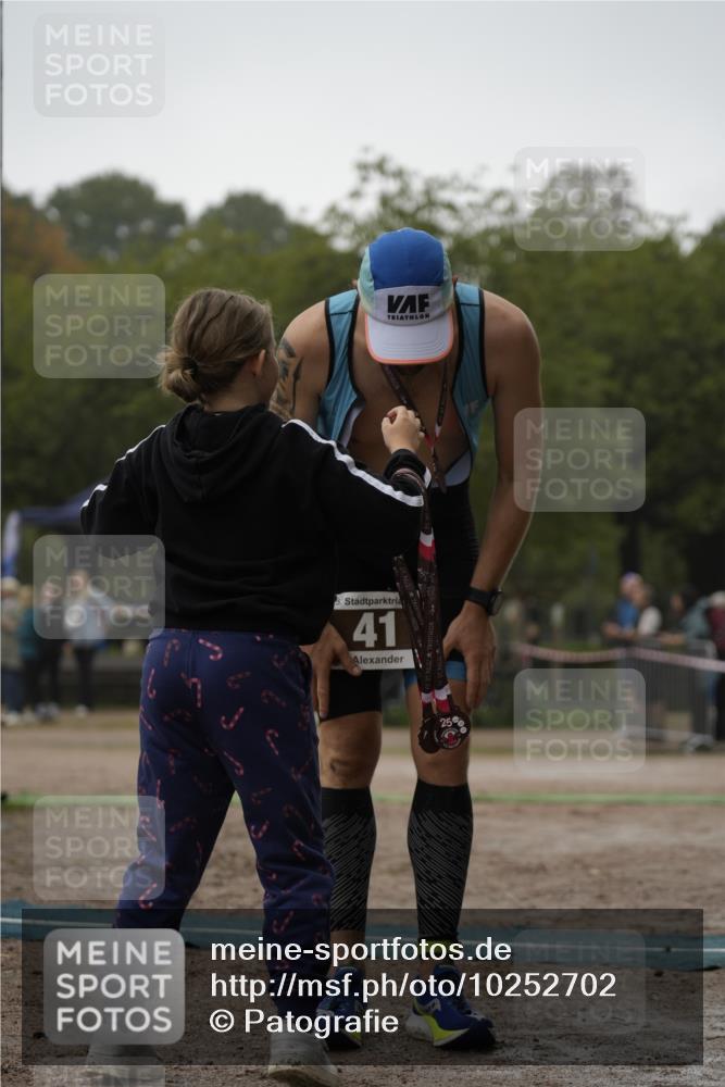 13.09.2026 - Stadtparktriathlon Patografie http://msf.ph/oto/10252702 13.09.2026 09:40:29 Ziel 41 meine-sportfotos.de