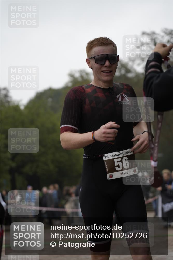 13.09.2026 - Stadtparktriathlon Patografie http://msf.ph/oto/10252726 13.09.2026 09:41:42 Ziel 56, 57, 71 meine-sportfotos.de