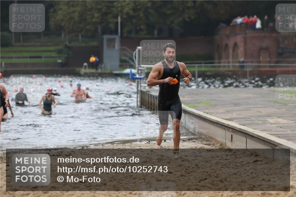 13.09.2026 - Stadtparktriathlon Mo-Foto http://msf.ph/oto/10252743 13.09.2026 09:49:03 Schwimmen 221, 229, 244, 249 meine-sportfotos.de