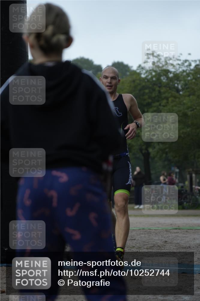 13.09.2026 - Stadtparktriathlon Patografie http://msf.ph/oto/10252744 13.09.2026 09:42:38 Ziel 19, 24 meine-sportfotos.de