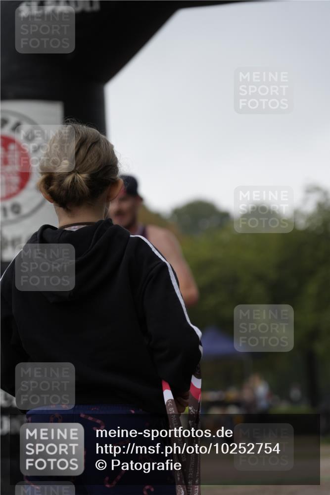 13.09.2026 - Stadtparktriathlon Patografie http://msf.ph/oto/10252754 13.09.2026 09:42:50 Ziel 29, 30, 69 meine-sportfotos.de