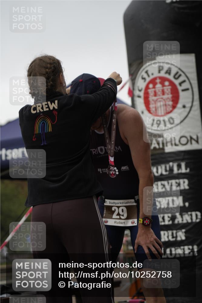 13.09.2026 - Stadtparktriathlon Patografie http://msf.ph/oto/10252758 13.09.2026 09:42:53 Ziel 29, 30, 60, 69 meine-sportfotos.de