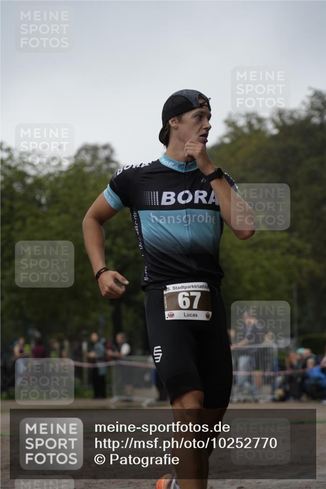 13.09.2026 - Stadtparktriathlon Patografie http://msf.ph/oto/10252770 13.09.2026 09:43:06 Ziel 60, 67 meine-sportfotos.de
