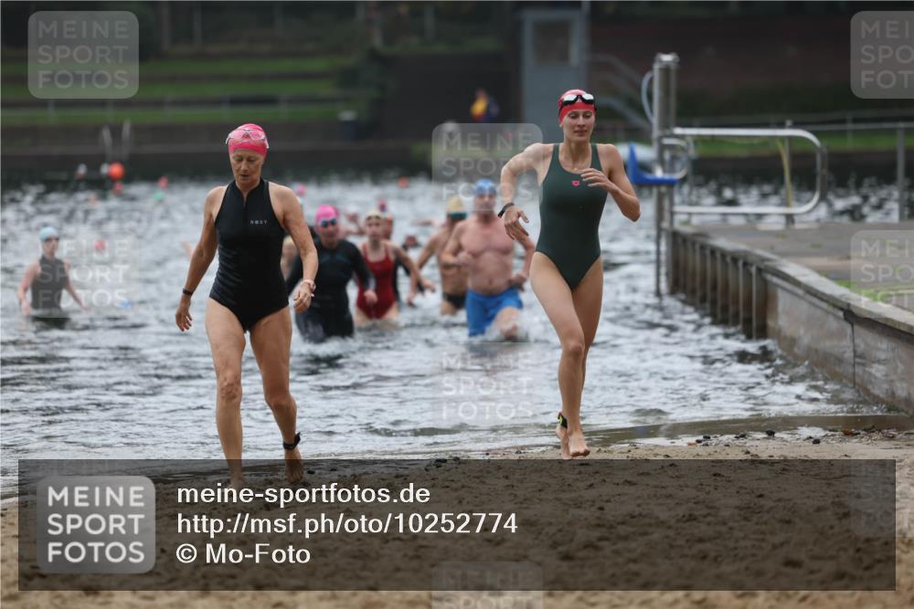 13.09.2026 - Stadtparktriathlon Mo-Foto http://msf.ph/oto/10252774 13.09.2026 09:49:13 Schwimmen 221, 230, 249, 270, 283, 328 meine-sportfotos.de