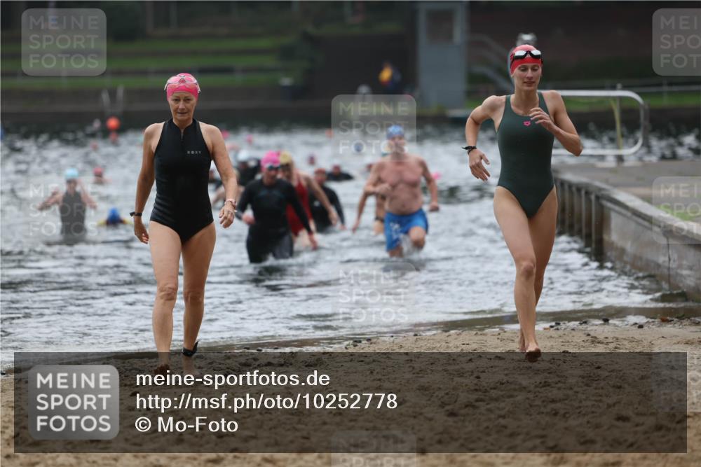 13.09.2026 - Stadtparktriathlon Mo-Foto http://msf.ph/oto/10252778 13.09.2026 09:49:14 Schwimmen 221, 230, 249, 270, 283, 328 meine-sportfotos.de